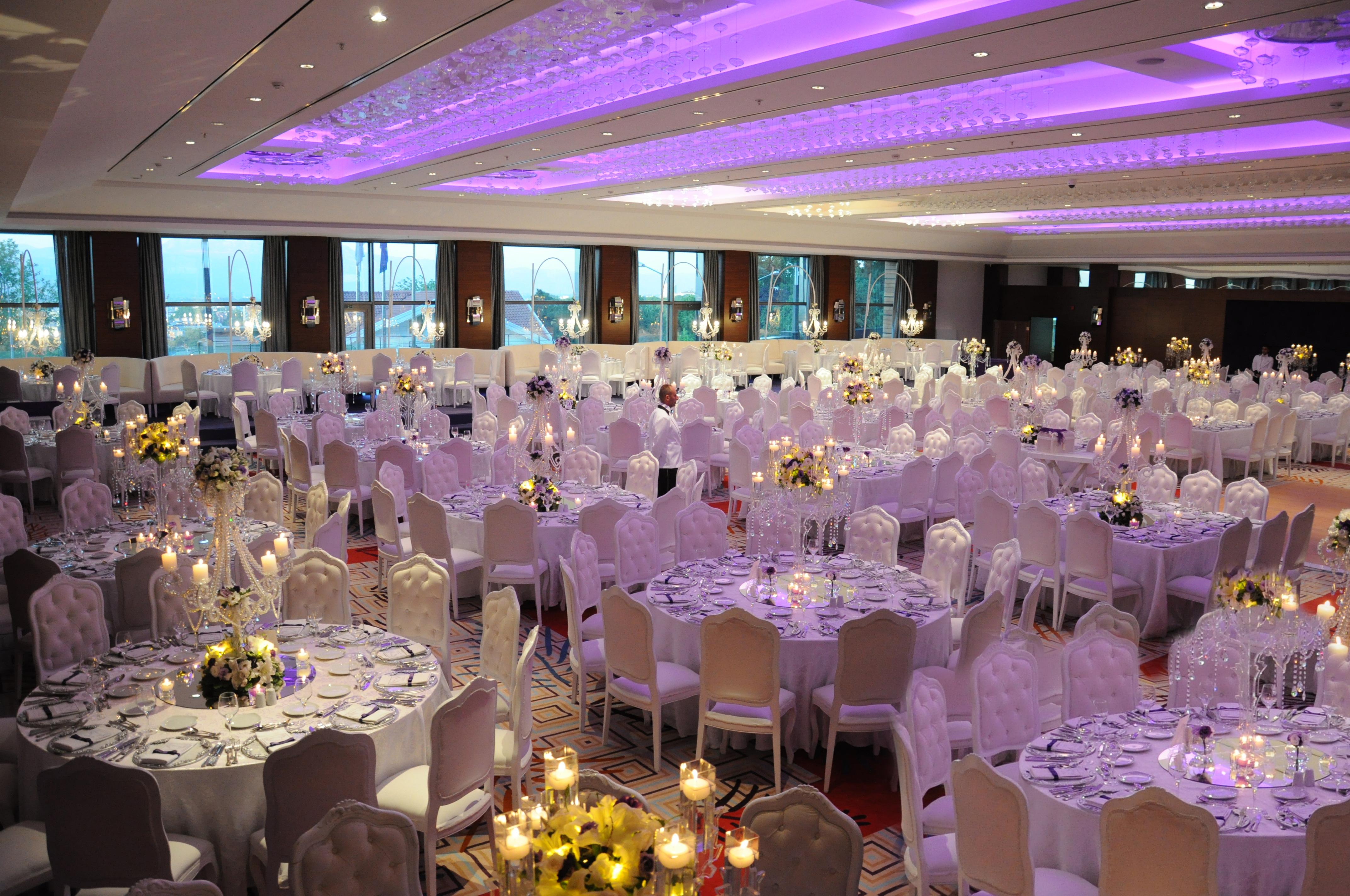 호텔 셀릭 팰리스 컨벤션 센터 테르말 스파 부루사 외부 사진 The ballroom at the InterContinental London The O2